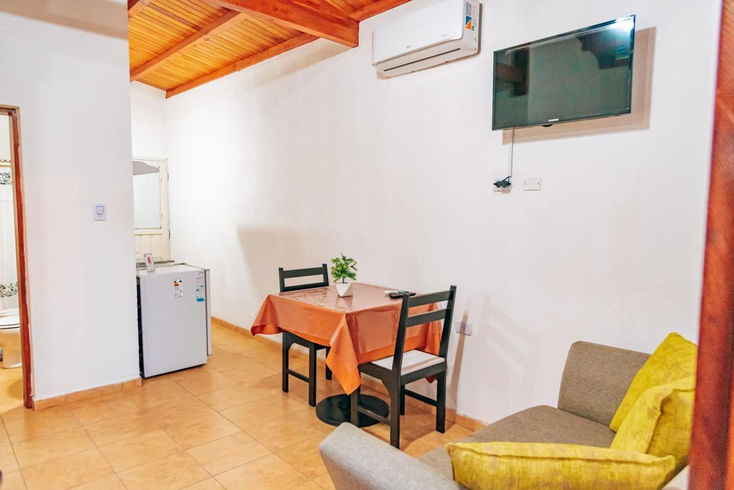 Cabanas Puertas Del Sol ลารีโอคา ภายนอก รูปภาพ